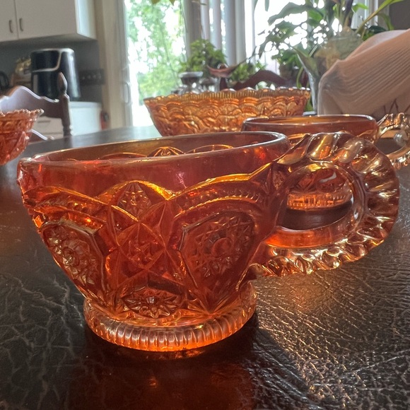 VINTAGE CARNIVAL GLASSWARE (5 Pieces)!!!  BEAUTIFUL 😍 DEAL! - Picture 5 of 7